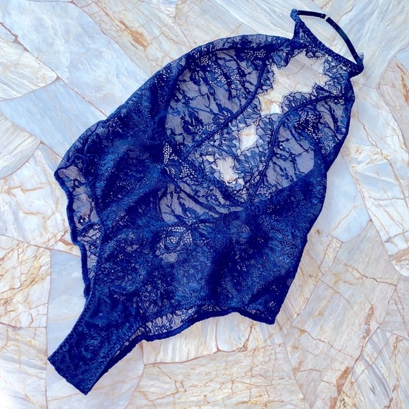 High-Neck Choker Chantilly Lace Teddy Very Sexy Small - Picture 4 of 10